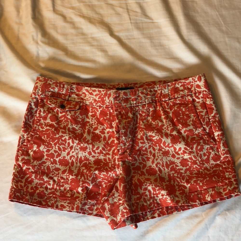 Floral print shorts